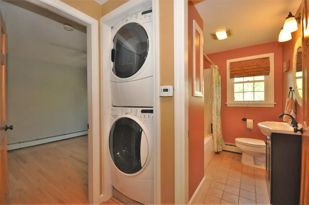 20 George Street Hampden ME 04444