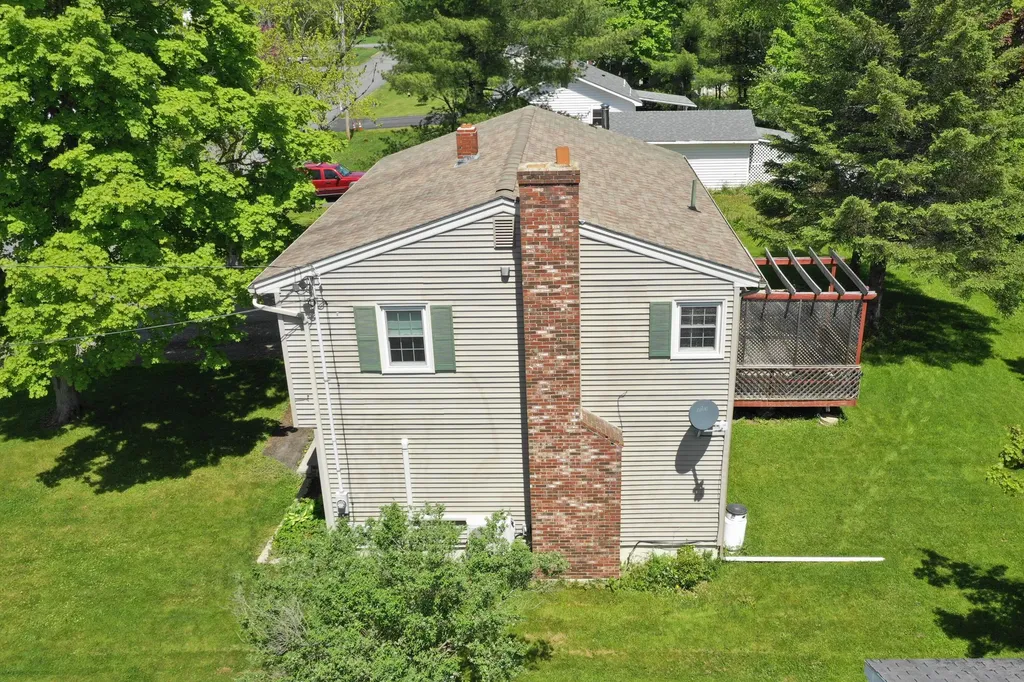 20 George Street Hampden ME 04444