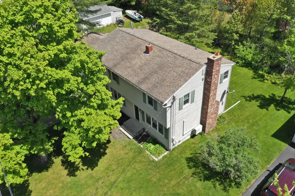 20 George Street Hampden ME 04444