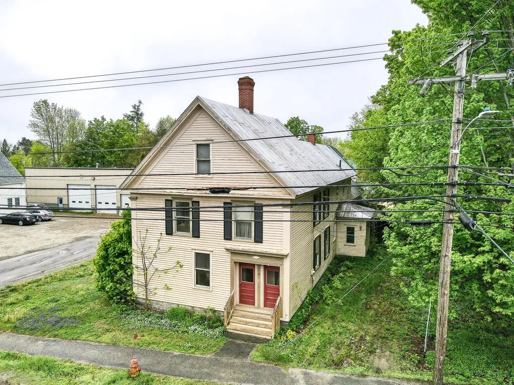 48 Railroad Street Clinton ME 04927