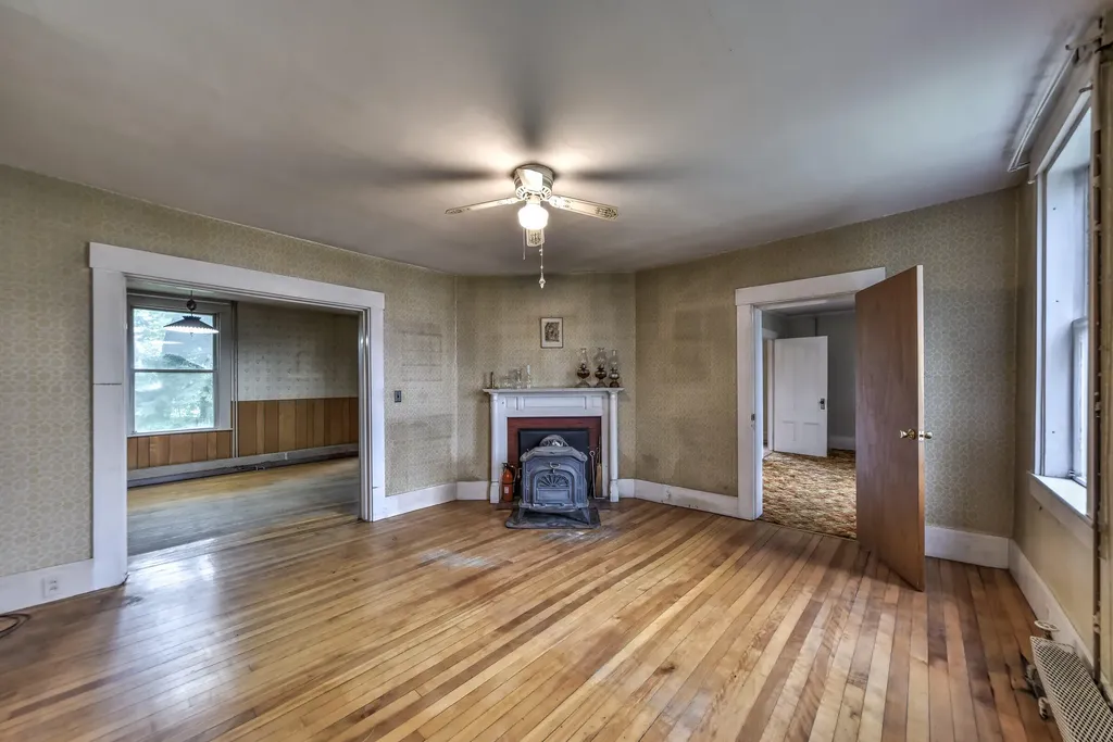 48 Railroad Street Clinton ME 04927