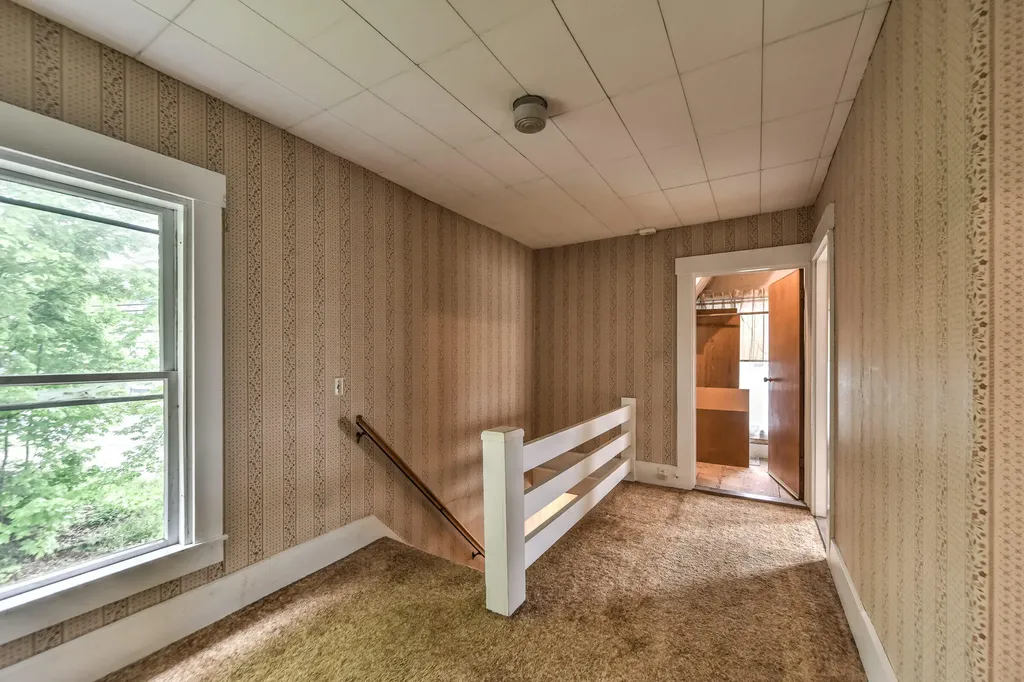 48 Railroad Street Clinton ME 04927
