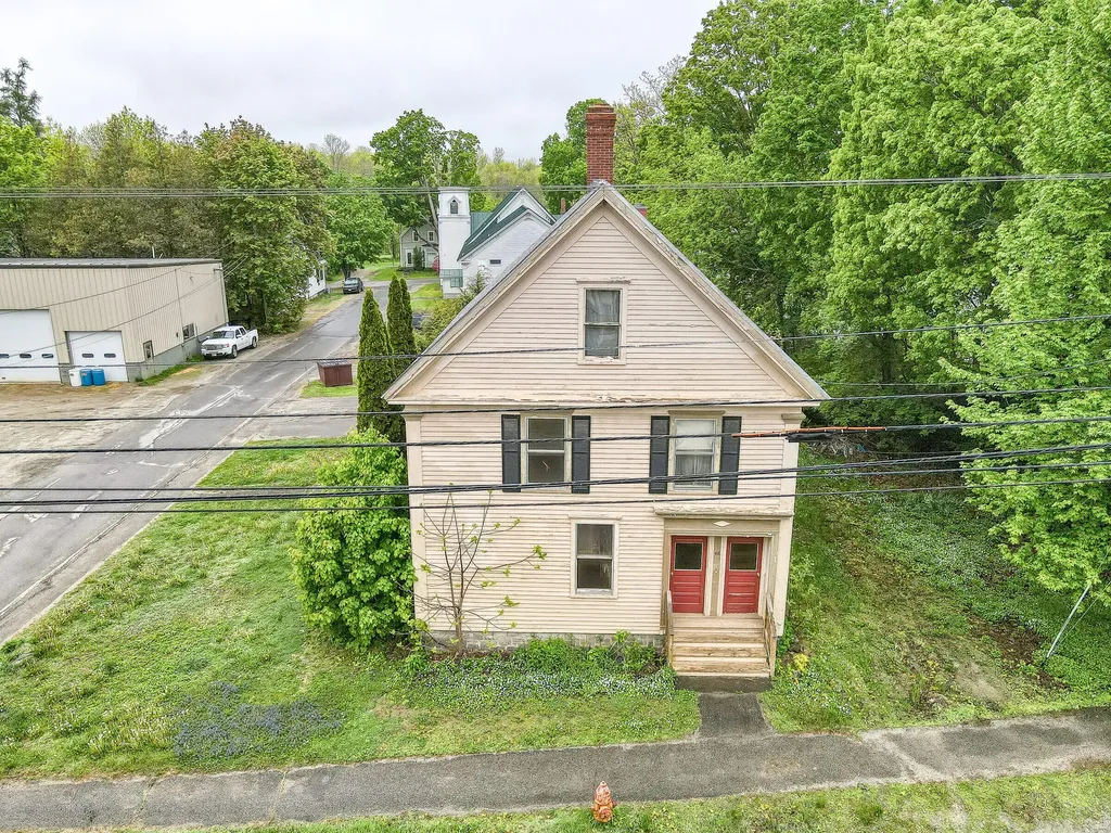 48 Railroad Street Clinton ME 04927