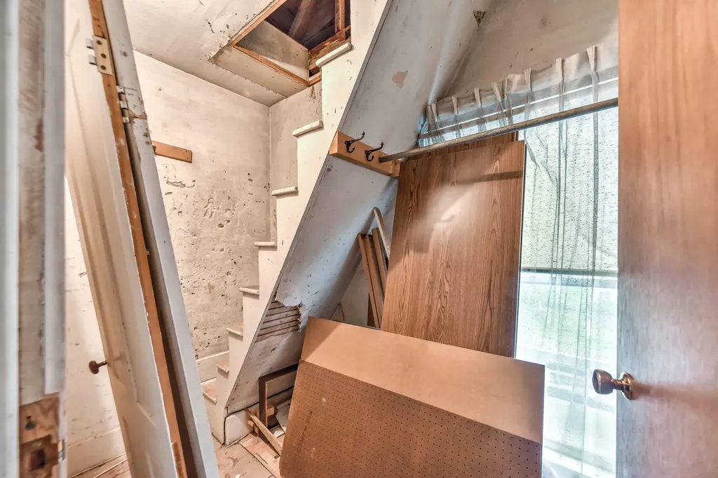 48 Railroad Street Clinton ME 04927