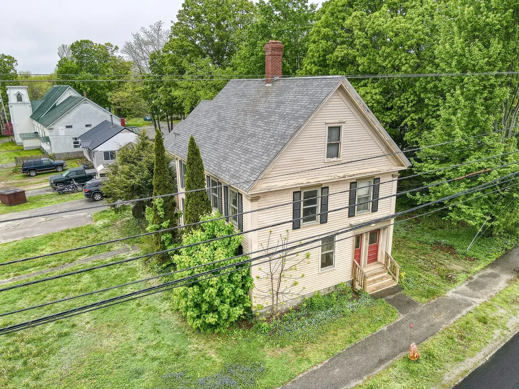 48 Railroad Street Clinton ME 04927