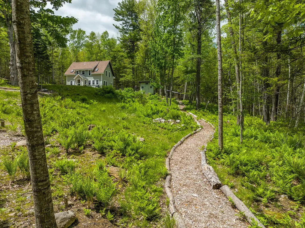 291 High Street Lincolnville ME 04849