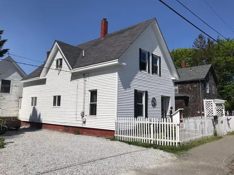41 Pleasant Street Rockland ME 04841