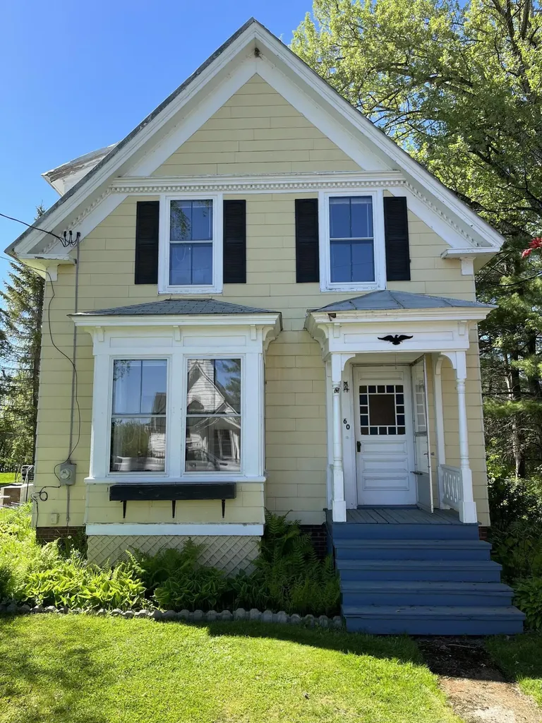 60 Bray Avenue Fairfield ME 04937
