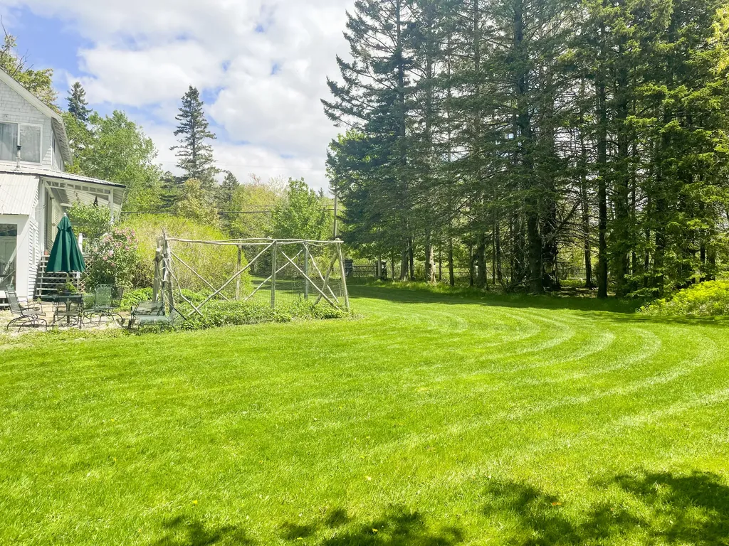 611 Lamoine Beach Road Lamoine ME 04605