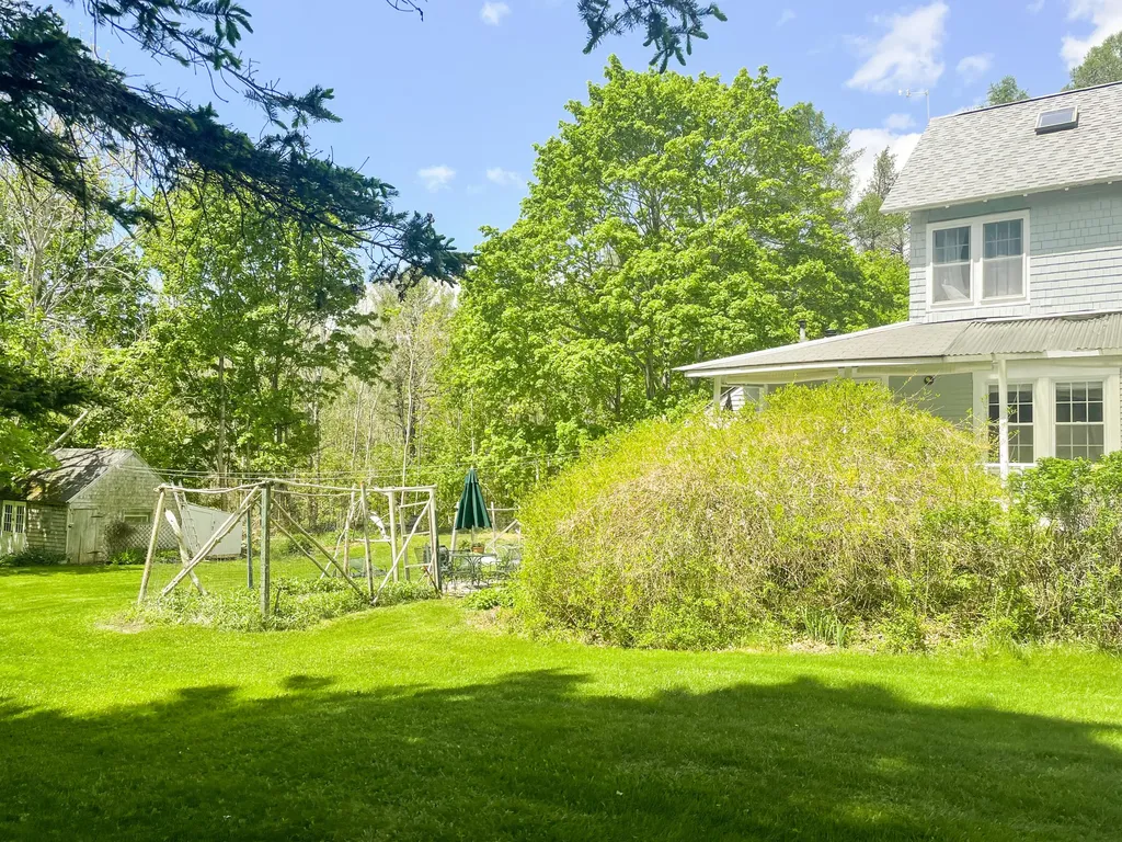 611 Lamoine Beach Road Lamoine ME 04605