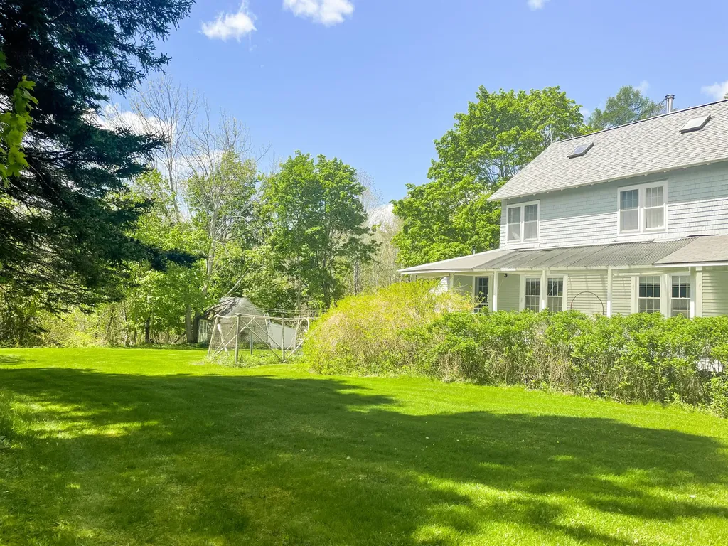 611 Lamoine Beach Road Lamoine ME 04605
