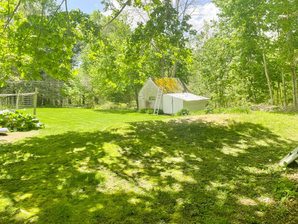611 Lamoine Beach Road Lamoine ME 04605