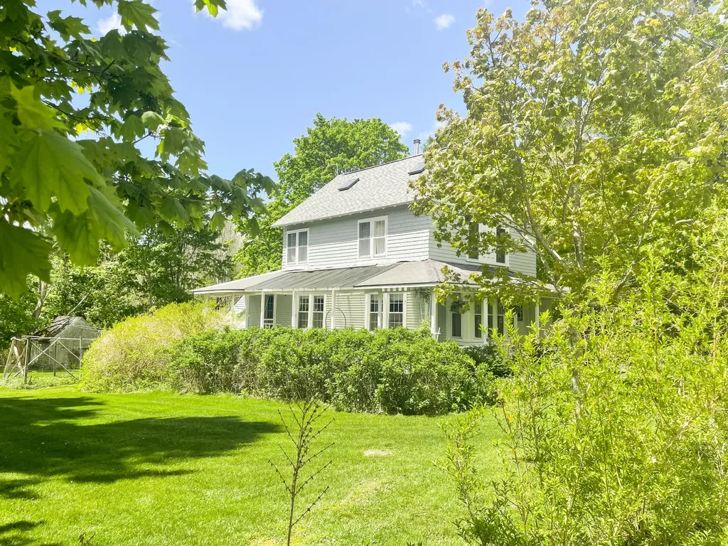 611 Lamoine Beach Road Lamoine ME 04605