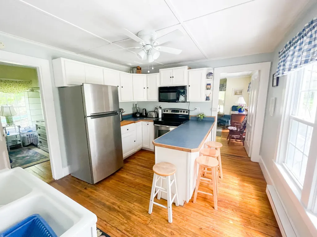 611 Lamoine Beach Road Lamoine ME 04605