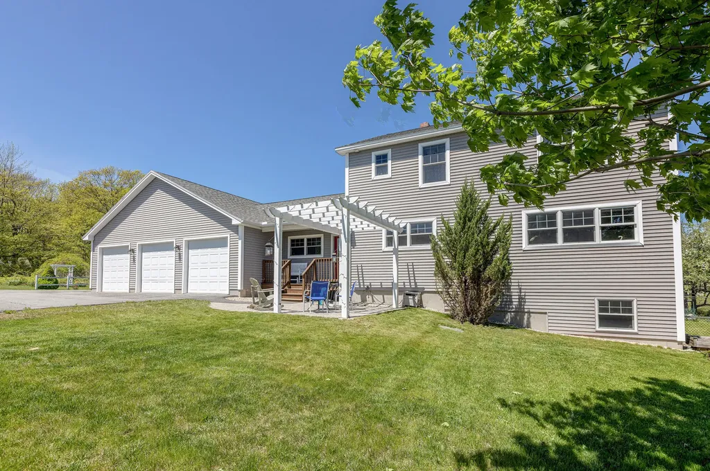 55 Orchard Road Cumberland ME 04021