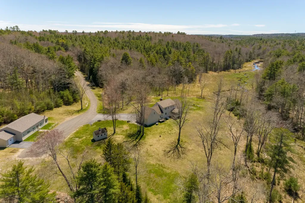 520 Benner Road Bristol ME 04539