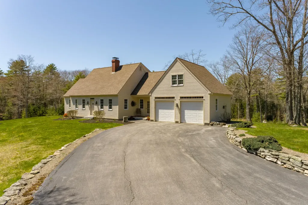 520 Benner Road Bristol ME 04539