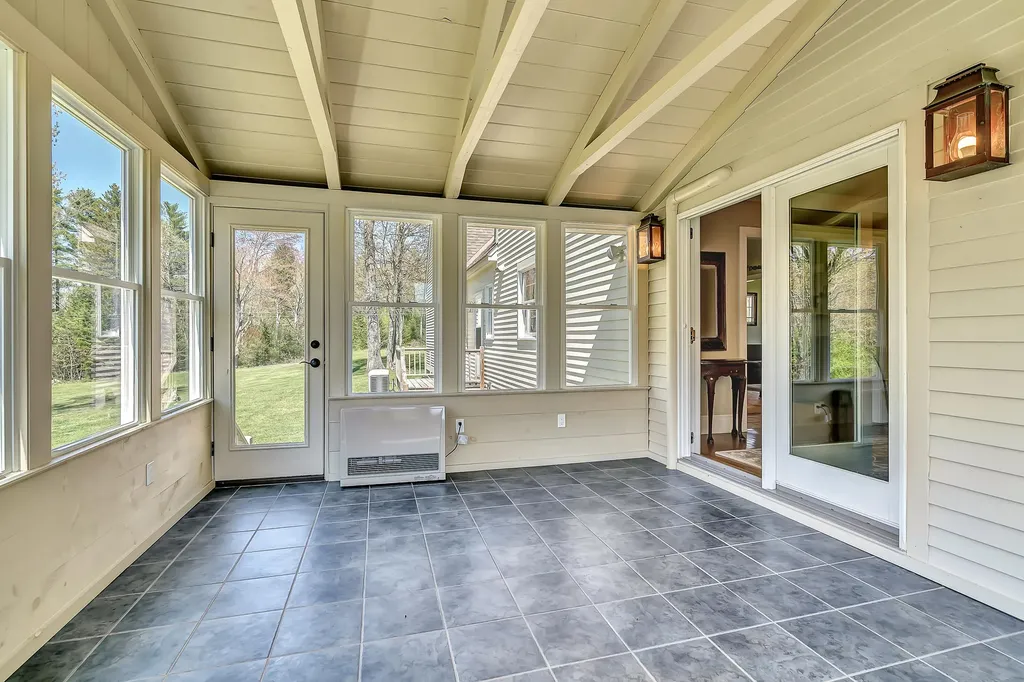 520 Benner Road Bristol ME 04539