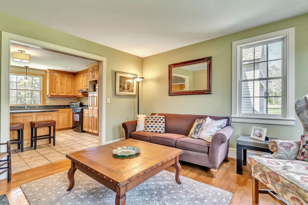 520 Benner Road Bristol ME 04539
