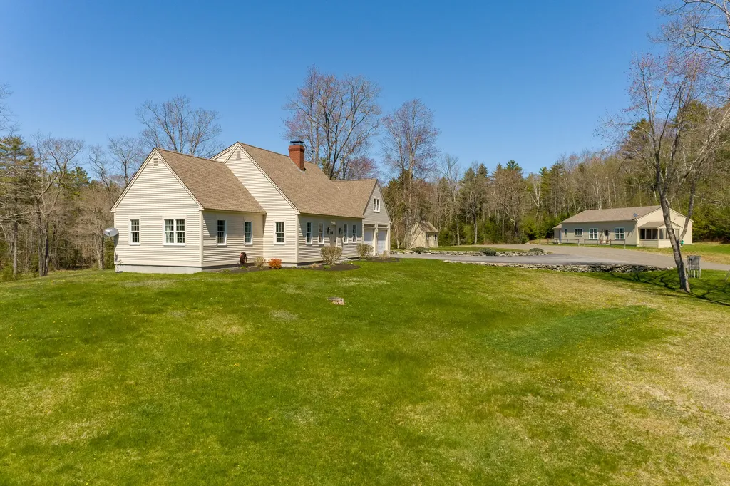 520 Benner Road Bristol ME 04539