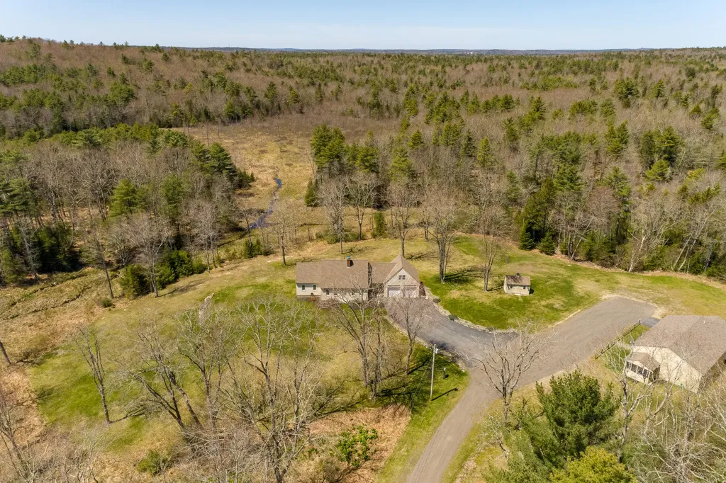 520 Benner Road Bristol ME 04539