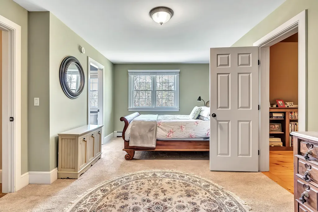 520 Benner Road Bristol ME 04539
