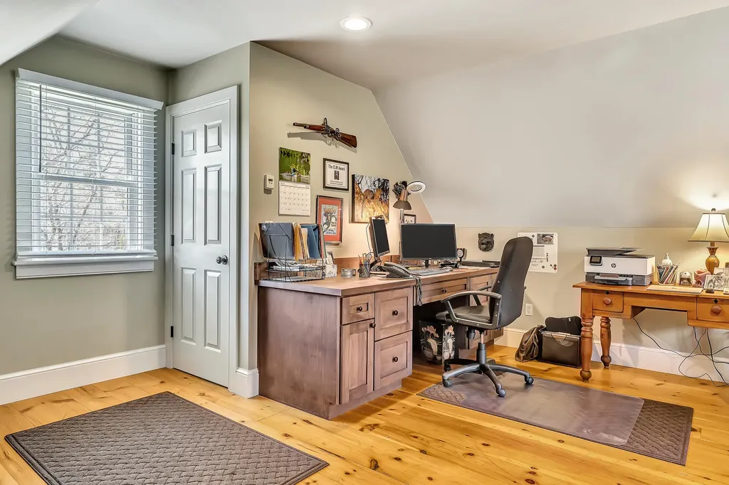 520 Benner Road Bristol ME 04539