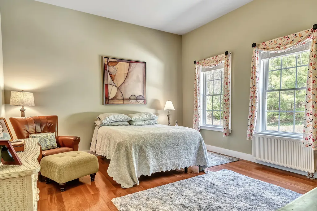 520 Benner Road Bristol ME 04539