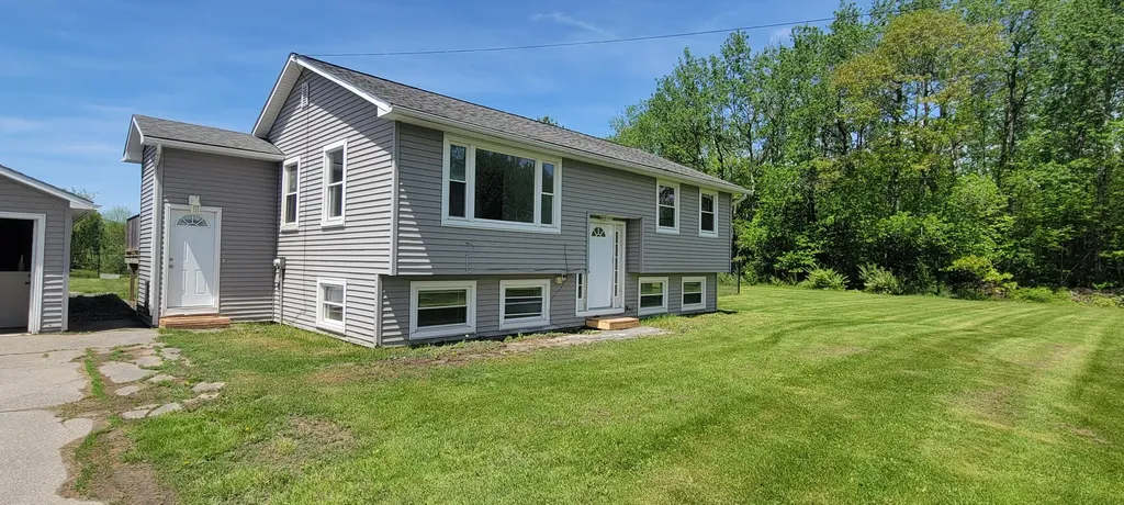 947 West River Road Waterville ME 04901