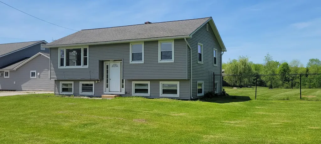947 West River Road Waterville ME 04901