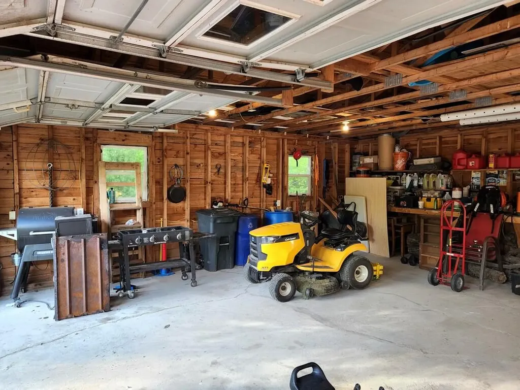 649 Lebanon Road Winterport ME 04496