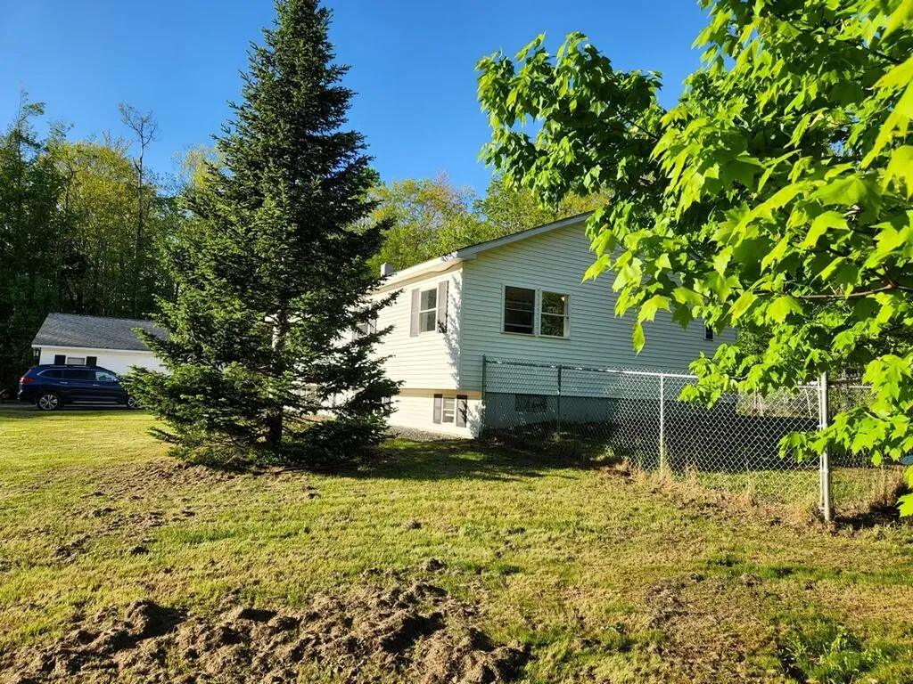 649 Lebanon Road Winterport ME 04496