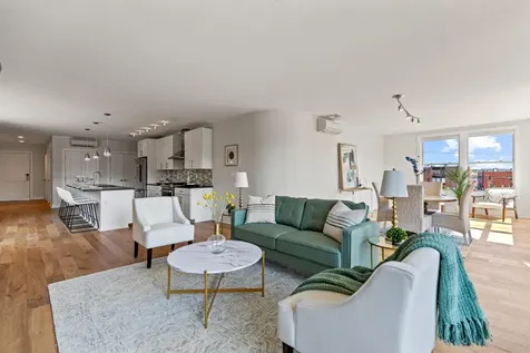 62 India Street Portland ME 04101