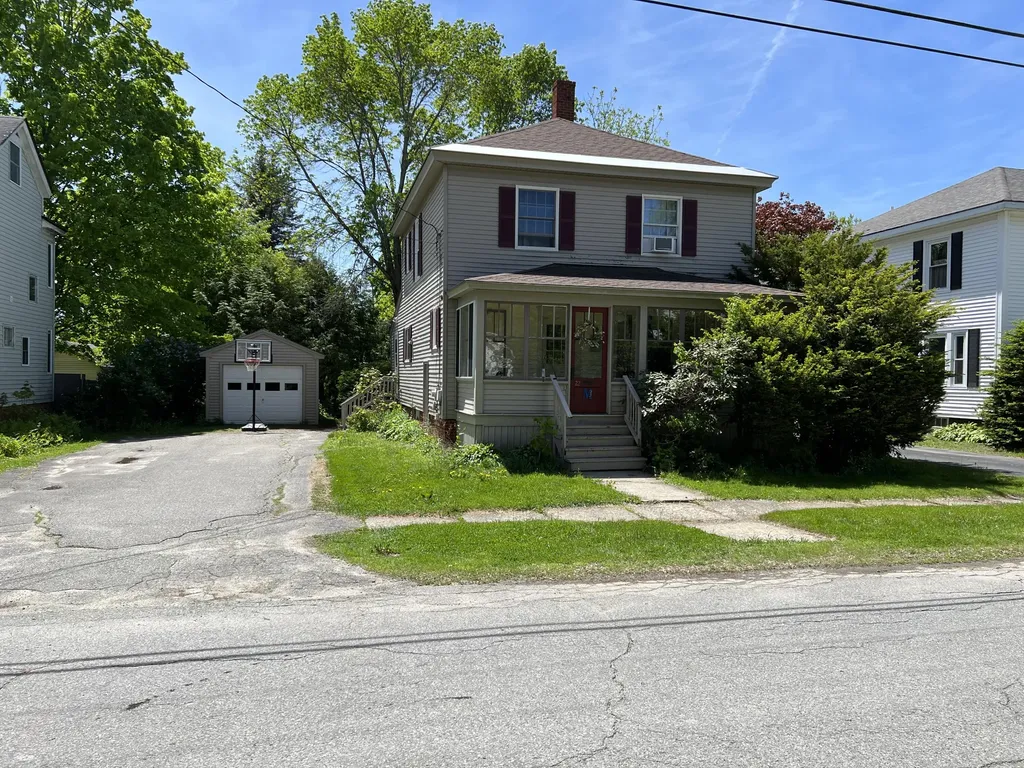 22 Roosevelt Avenue Waterville ME 04901