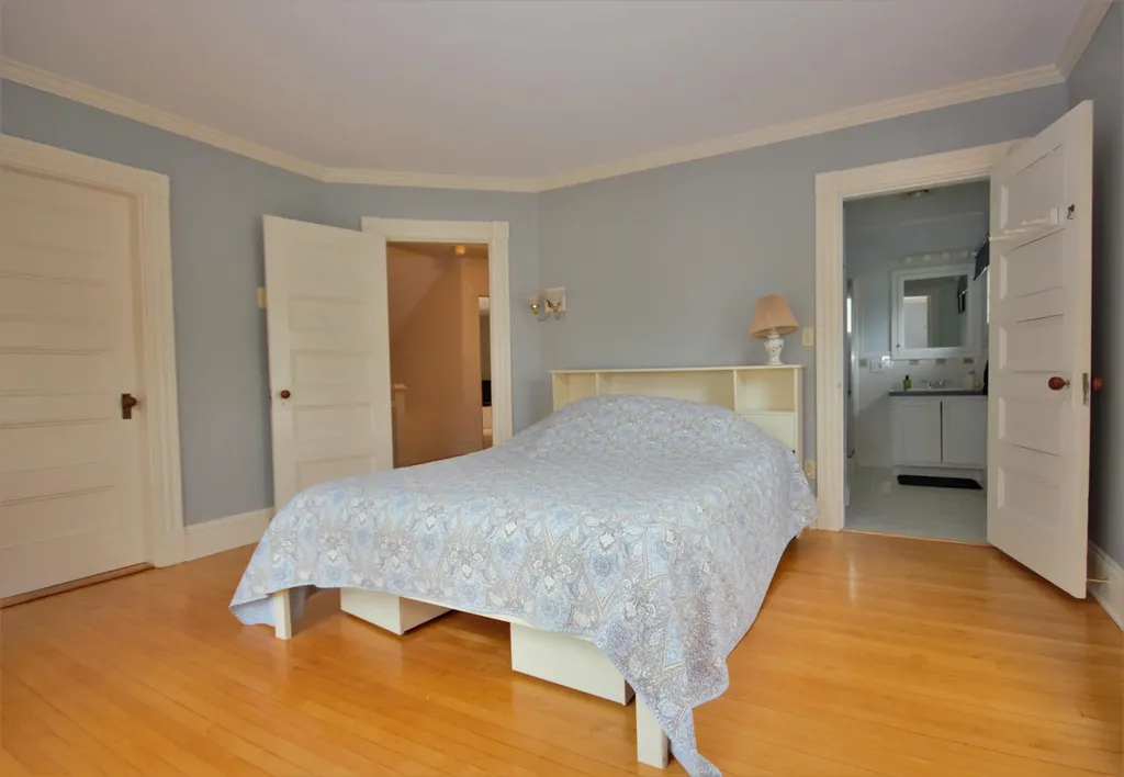 132 Forest Avenue Bangor ME 04401