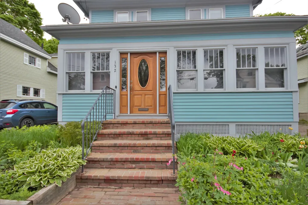 132 Forest Avenue Bangor ME 04401