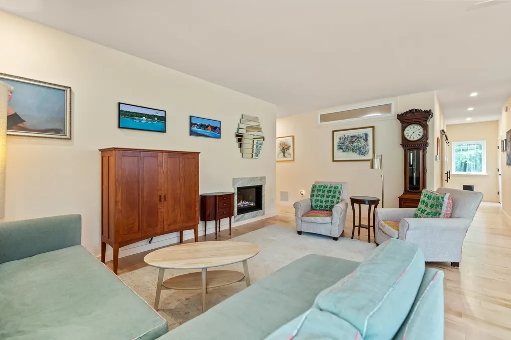 60 Conifer Way Arundel ME 04046