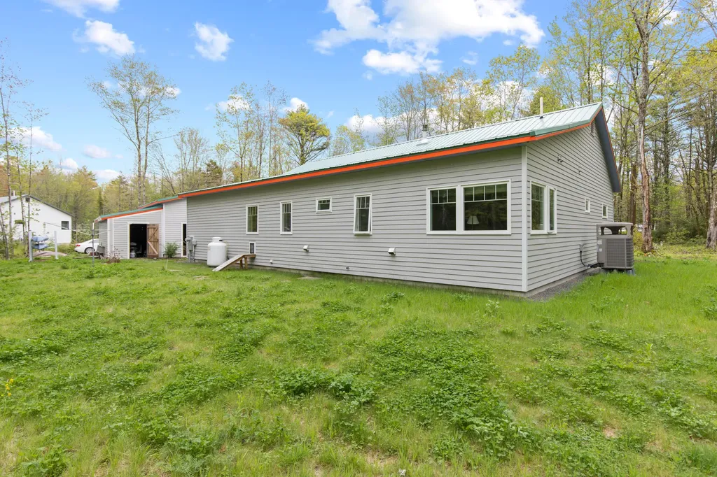 60 Conifer Way Arundel ME 04046