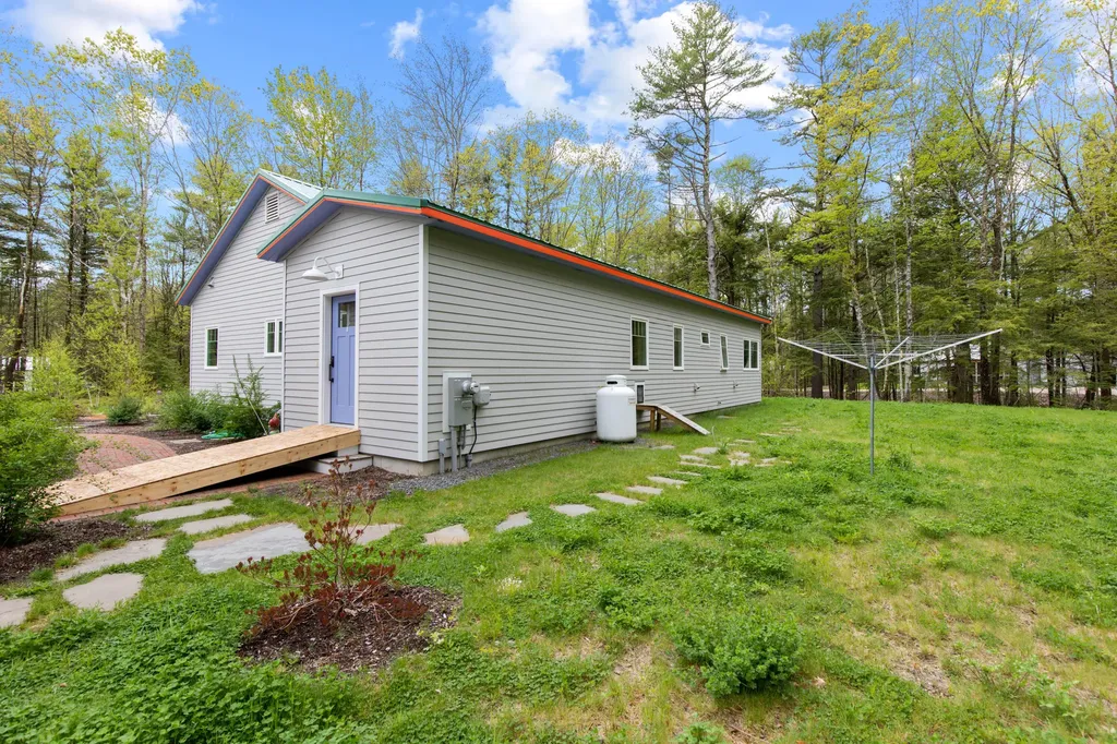 60 Conifer Way Arundel ME 04046