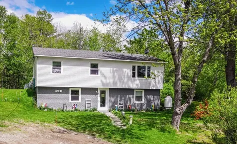 44 Keith Street Chelsea ME 04330