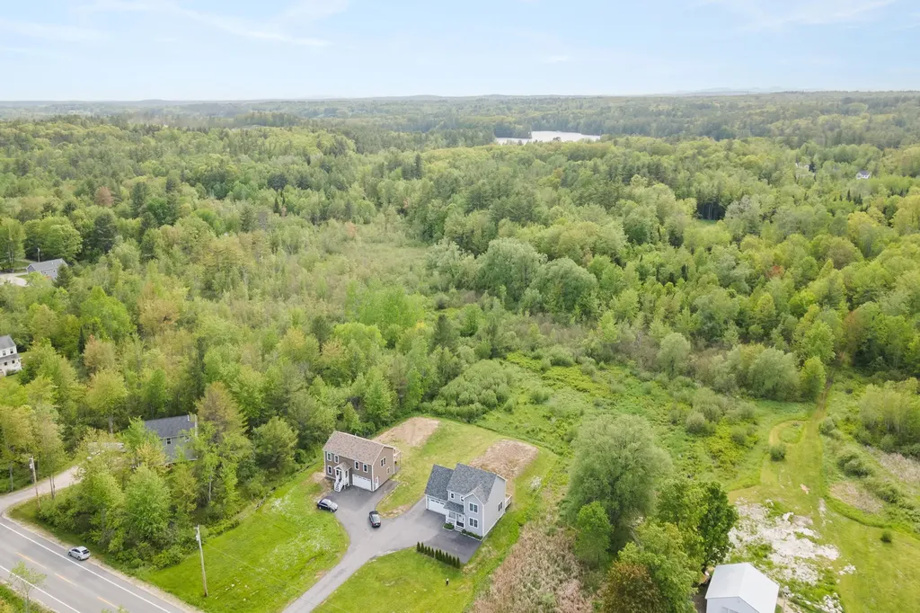 782 River Road Windham ME 04062