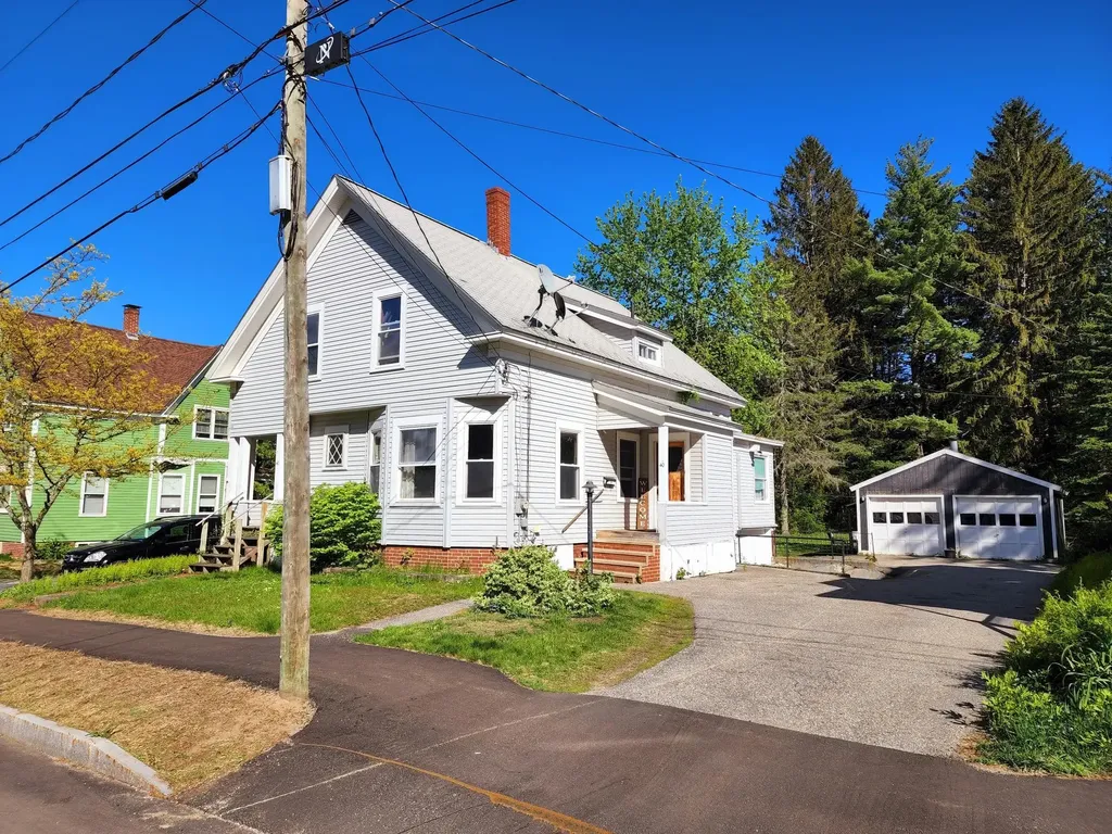40 Fern Street Auburn ME 04210