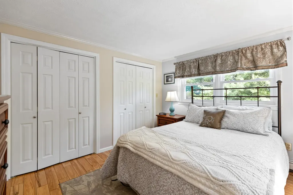 39 Oak Ridge Drive Standish ME 04084
