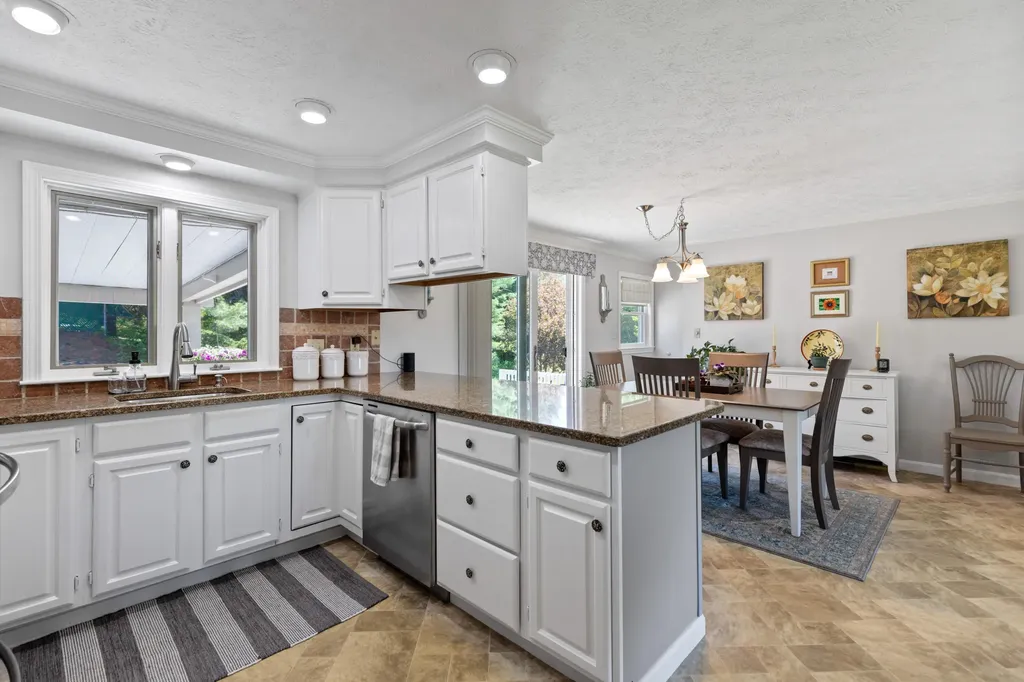 39 Oak Ridge Drive Standish ME 04084
