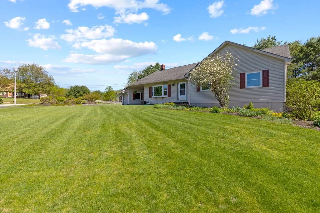 39 Oak Ridge Drive Standish ME 04084