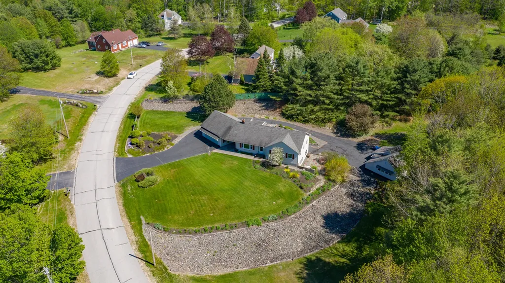 39 Oak Ridge Drive Standish ME 04084