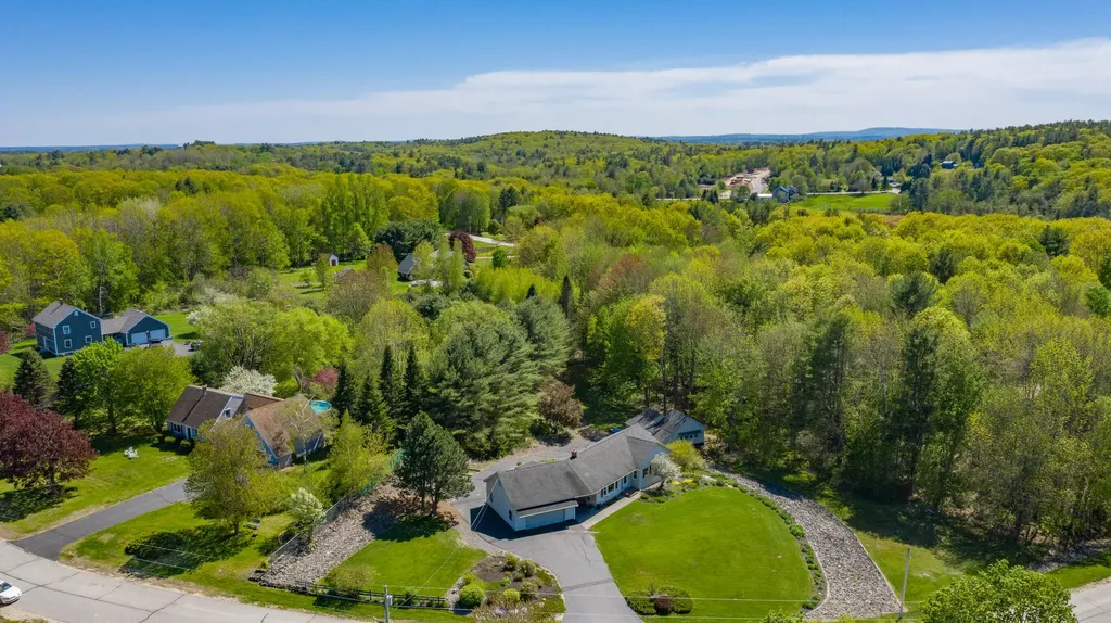 39 Oak Ridge Drive Standish ME 04084