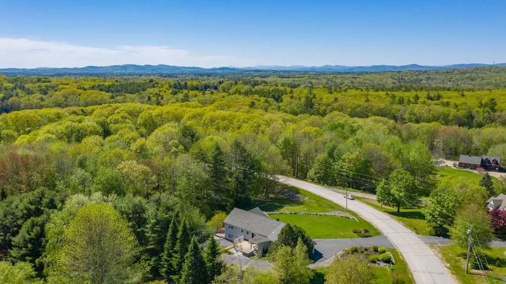 39 Oak Ridge Drive Standish ME 04084
