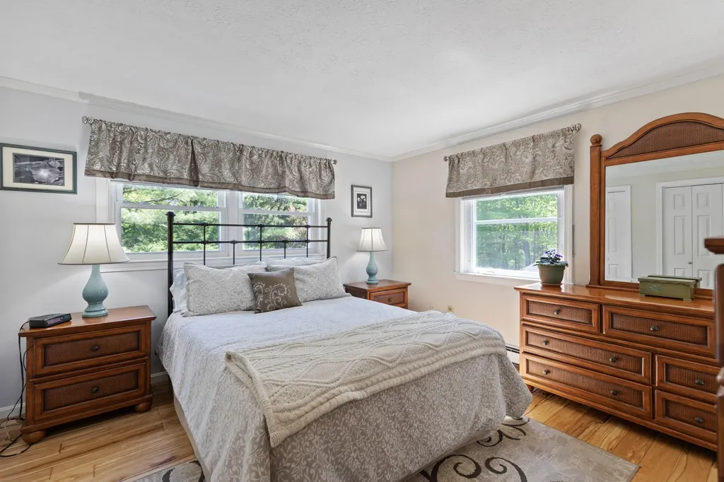 39 Oak Ridge Drive Standish ME 04084