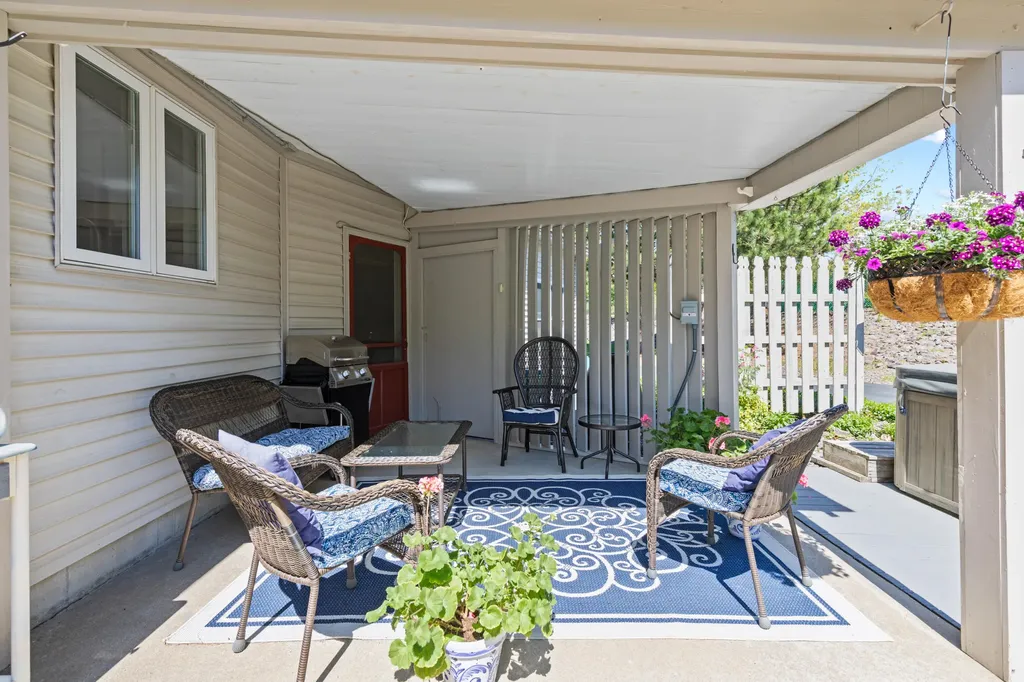 39 Oak Ridge Drive Standish ME 04084